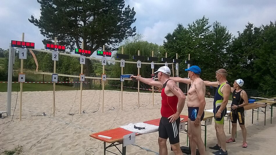 Masters 60+ beim Schießen